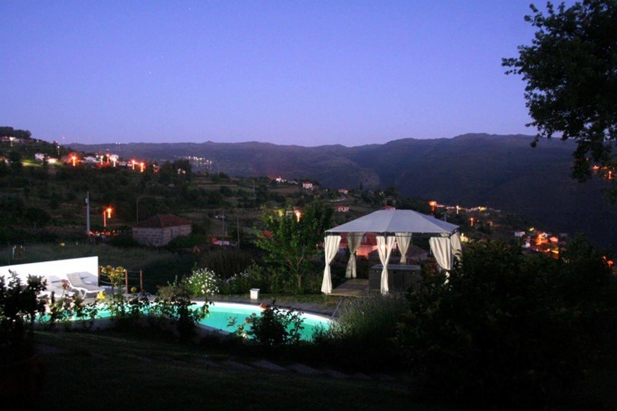 Vila Casa De Tapadeiro Resende Exteriér fotografie